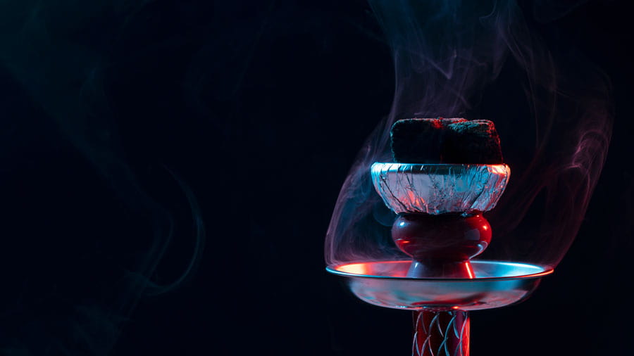 close up hookah vaping min